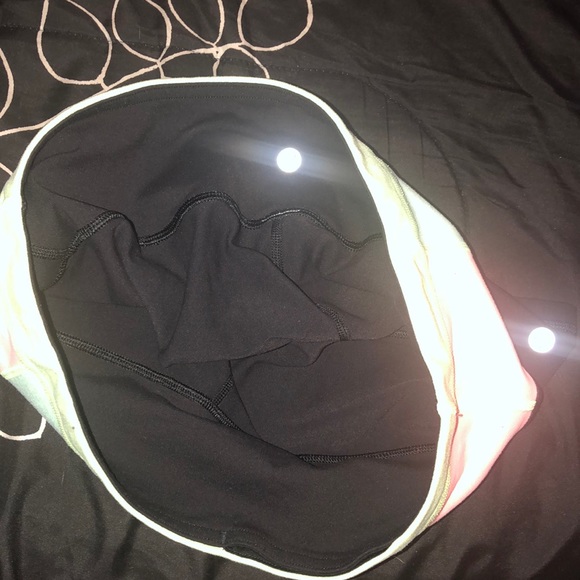 Lululemon active short - Picture 3 of 3